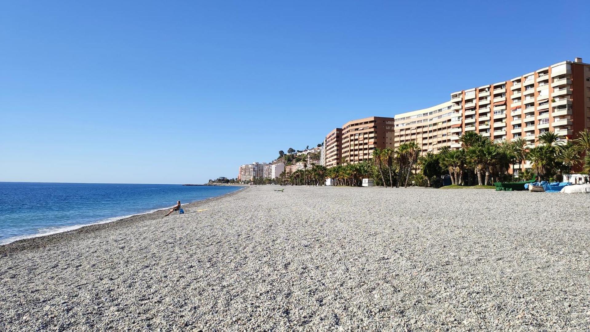 Playa Y Piscina Velilla Park Pondos Apartment Almunecar Exterior photo